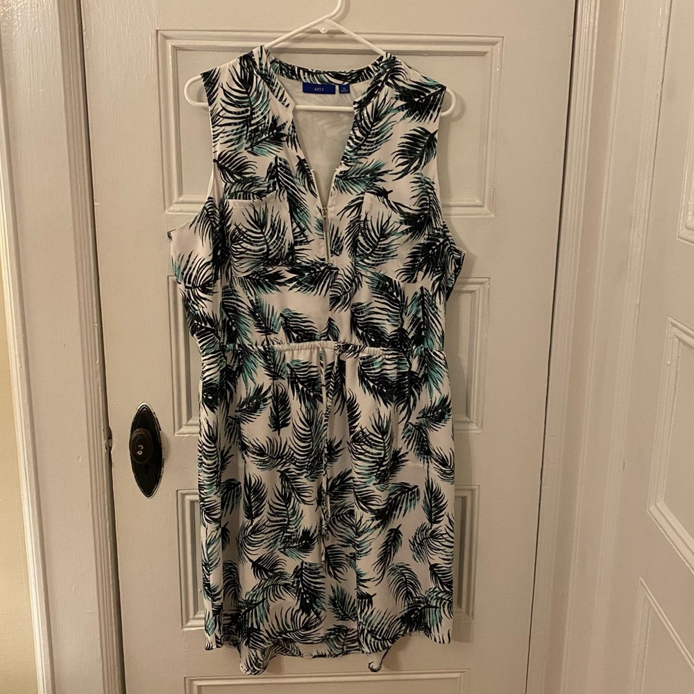 Apt 9 green and white Tropical Dress XL